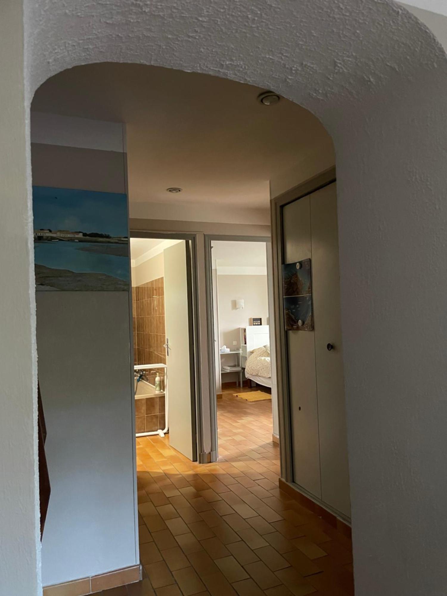 2 Appartements Calmes Фрежюс Экстерьер фото