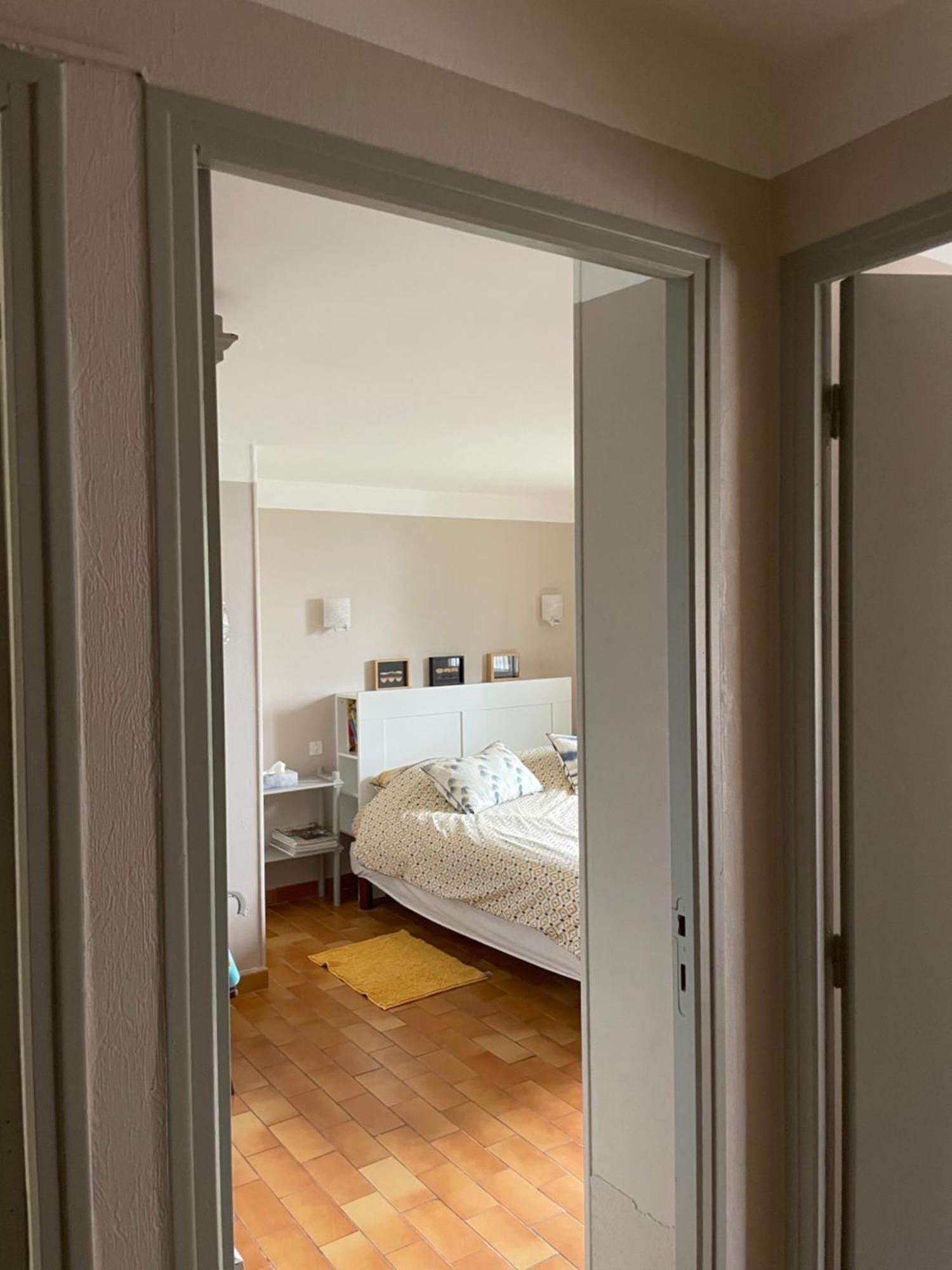 2 Appartements Calmes Фрежюс Экстерьер фото